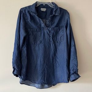 Guilty Denim V-neck Front Pocket Blouse Size L